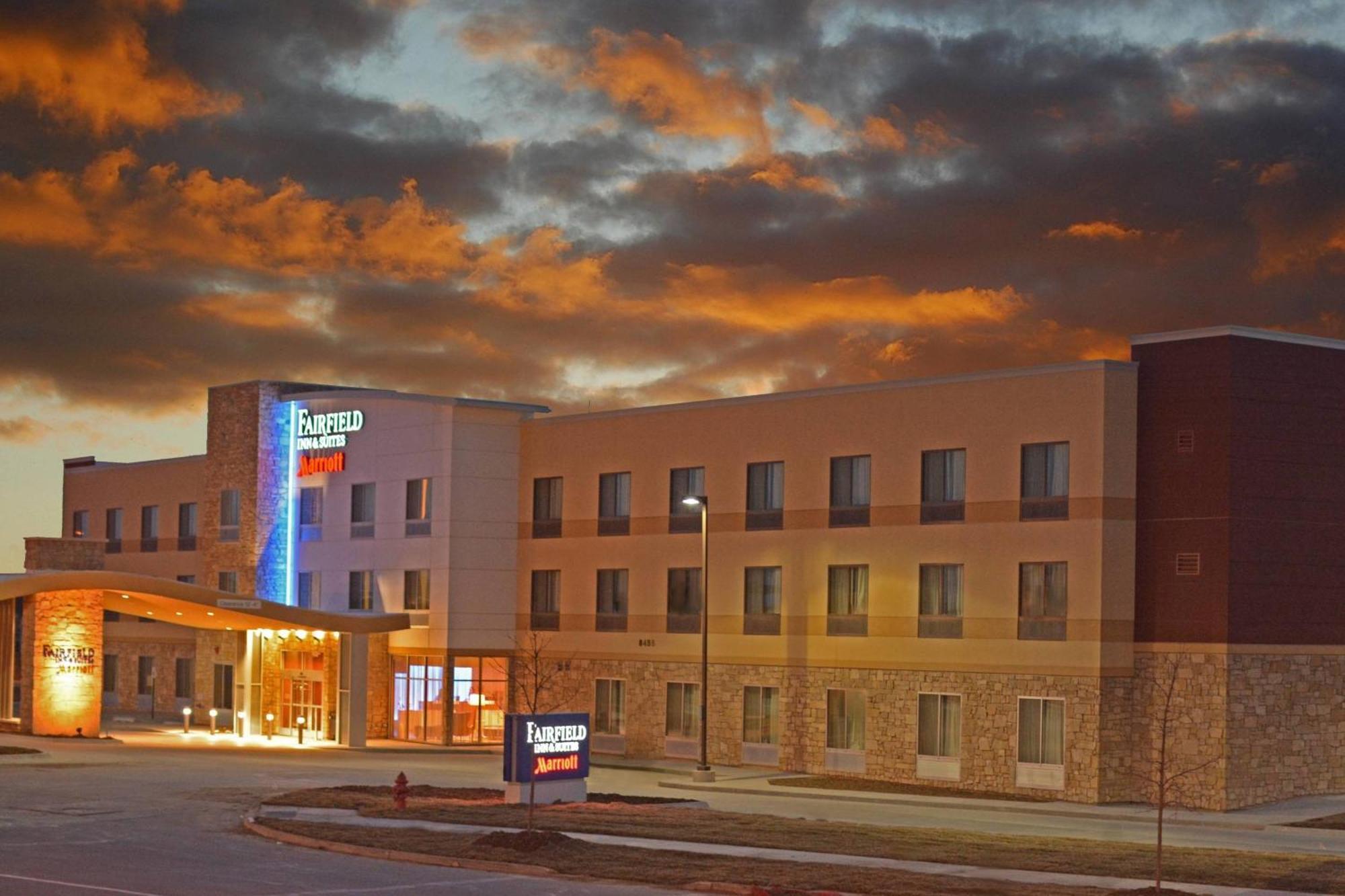 Fairfield Inn & Suites By Marriott Lincoln Southeast Eksteriør bilde